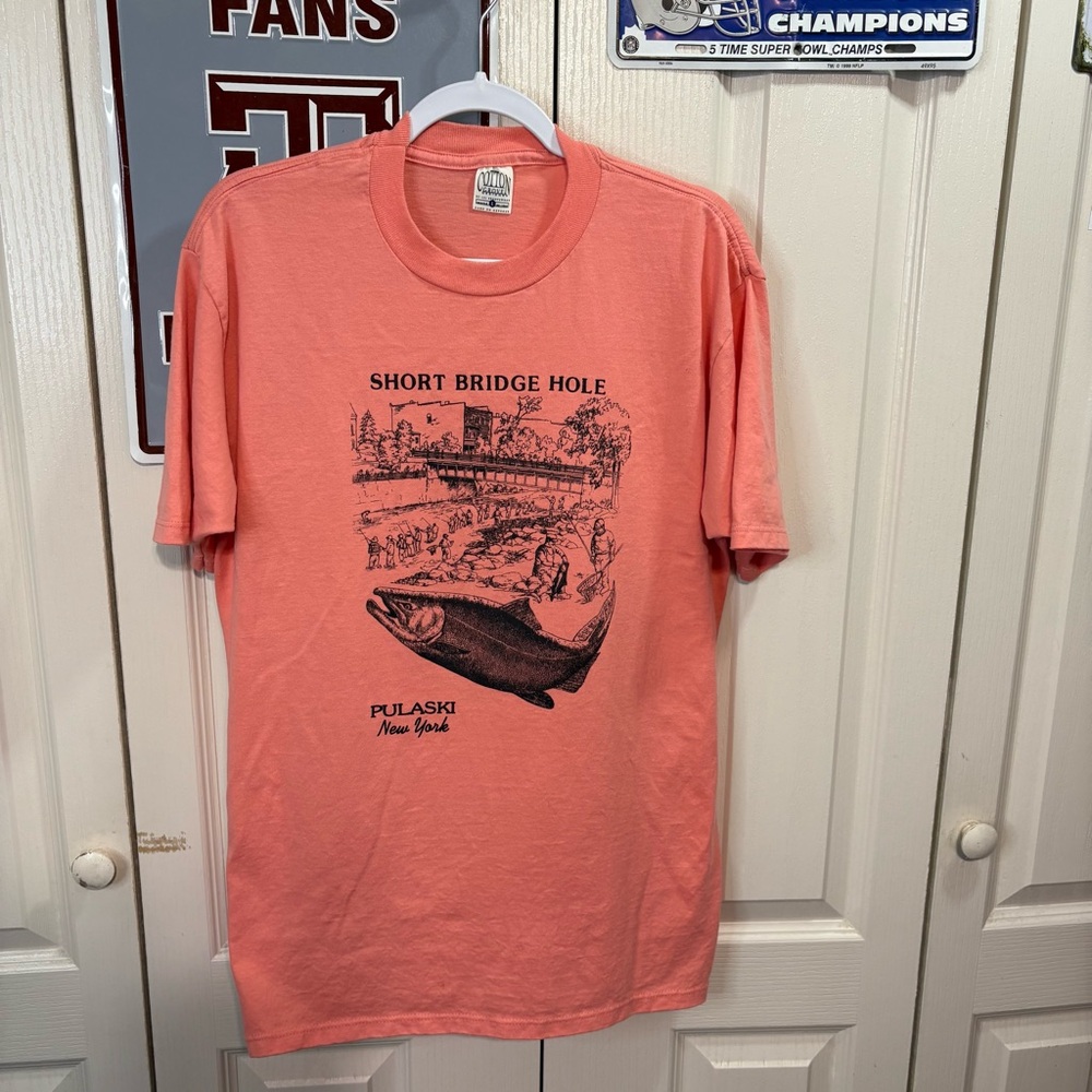 Short Bridge Hole Men’s Vintage T-Shirt